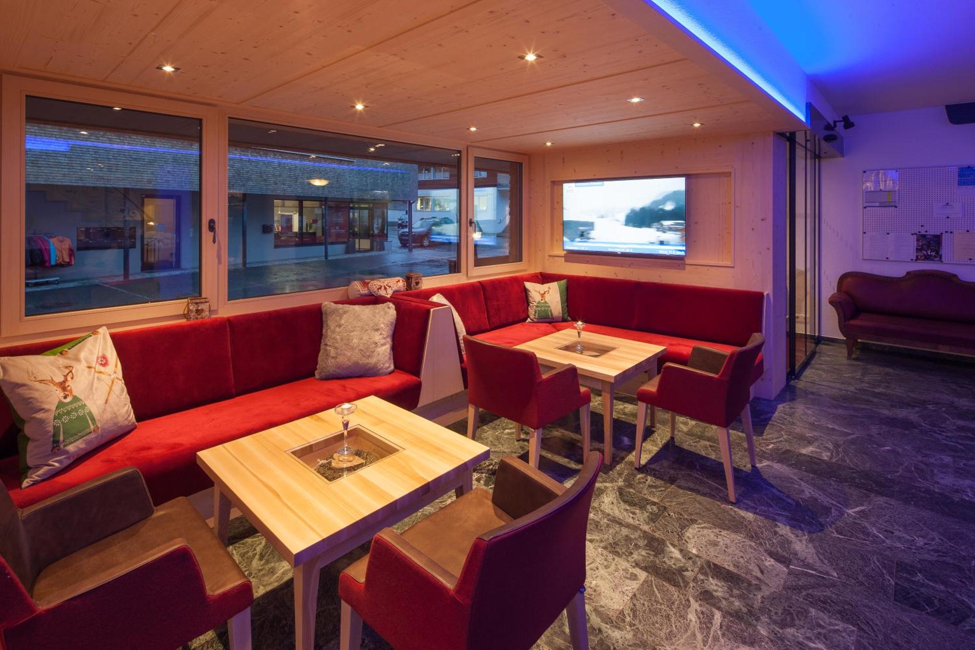 Hotel Kanisfluh Mellau Bagian luar foto
