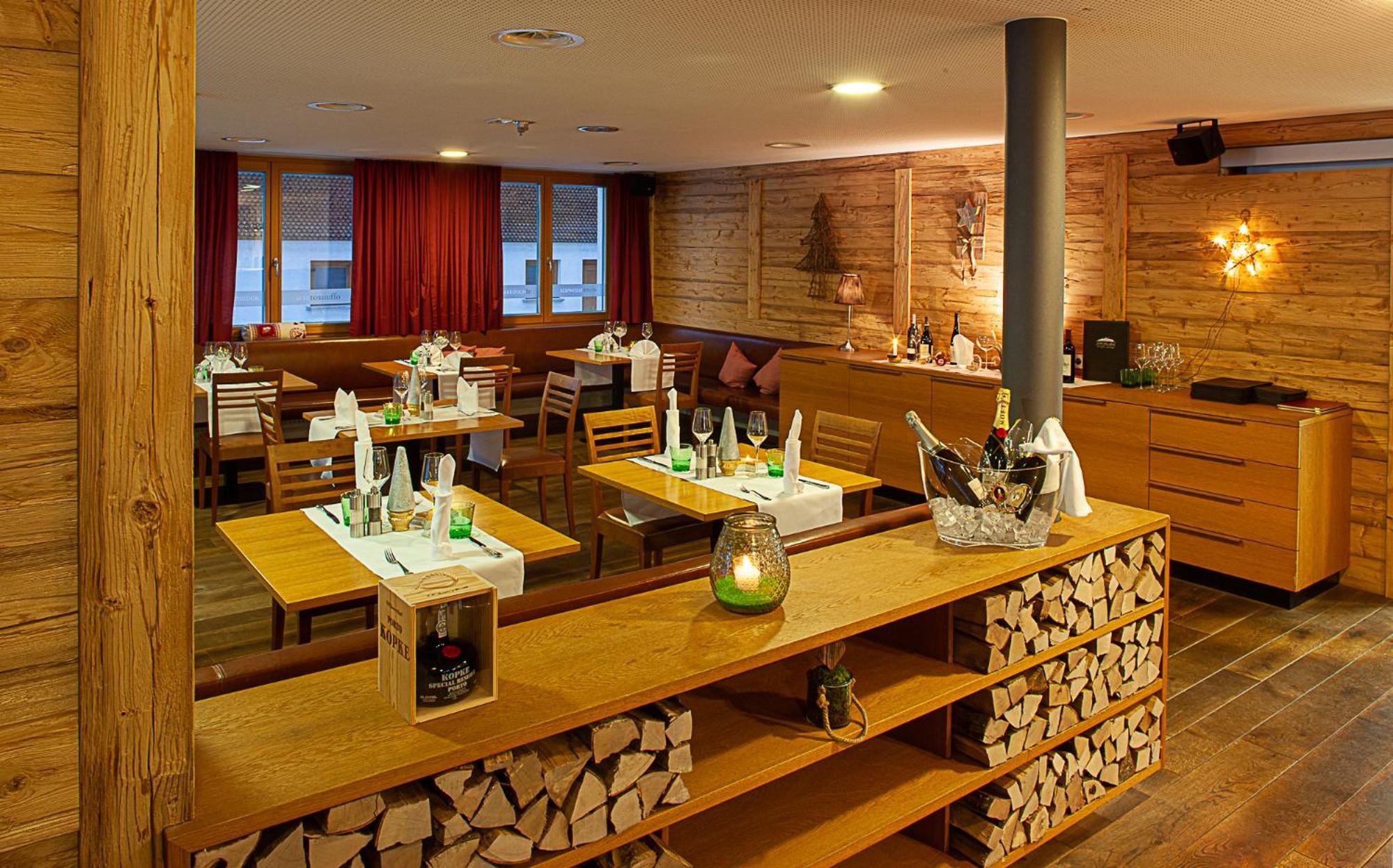 Hotel Kanisfluh Mellau Bagian luar foto