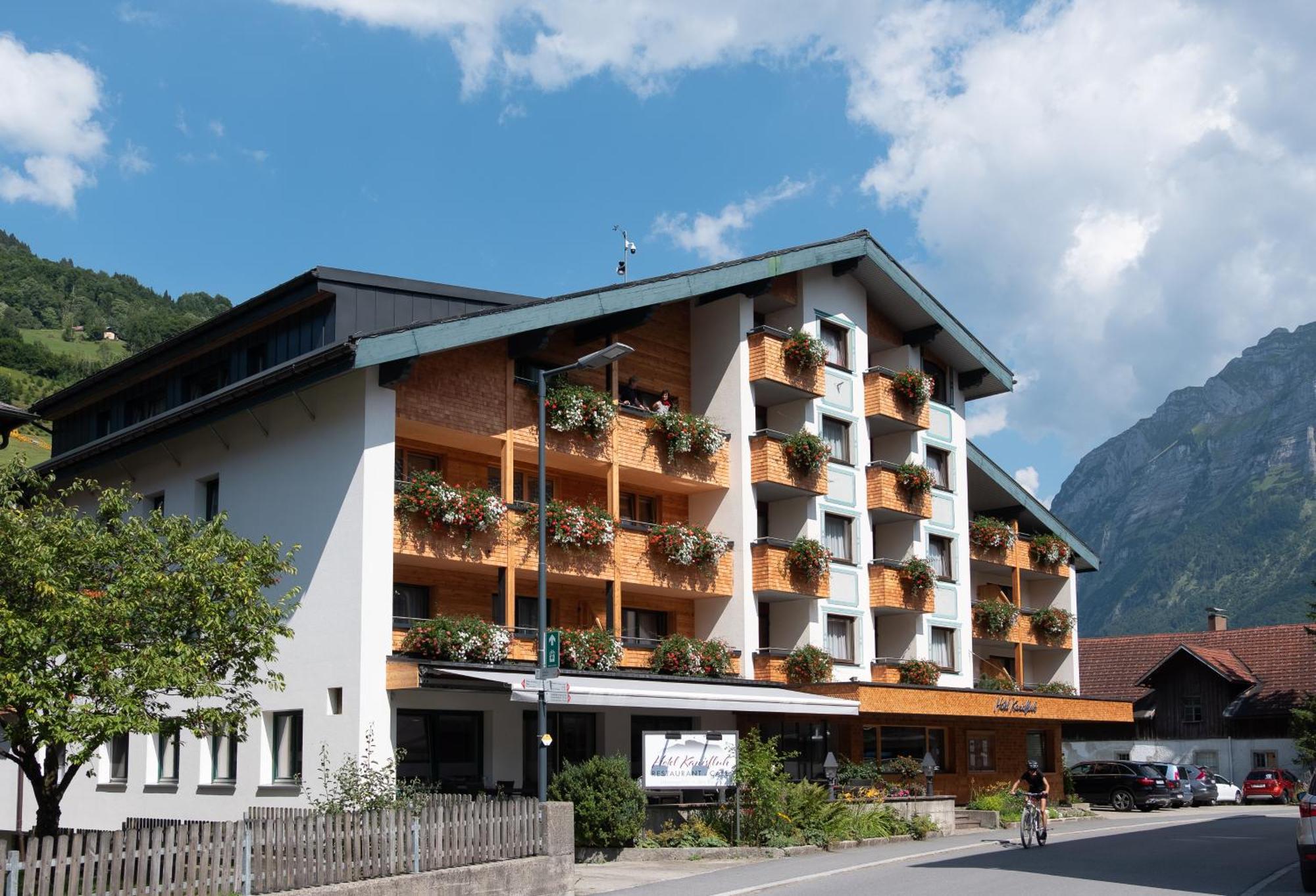 Hotel Kanisfluh Mellau Bagian luar foto