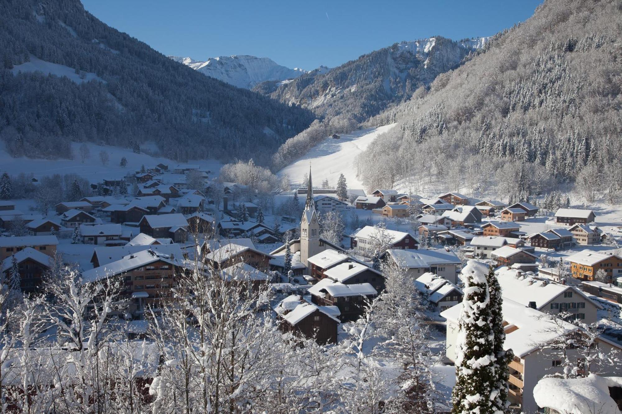 Hotel Kanisfluh Mellau Bagian luar foto