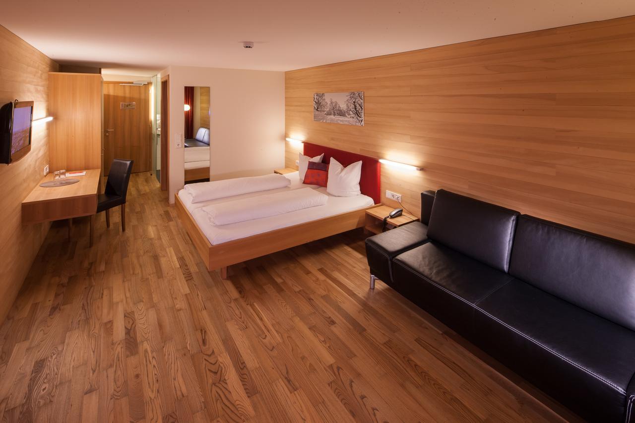 Hotel Kanisfluh Mellau Bagian luar foto