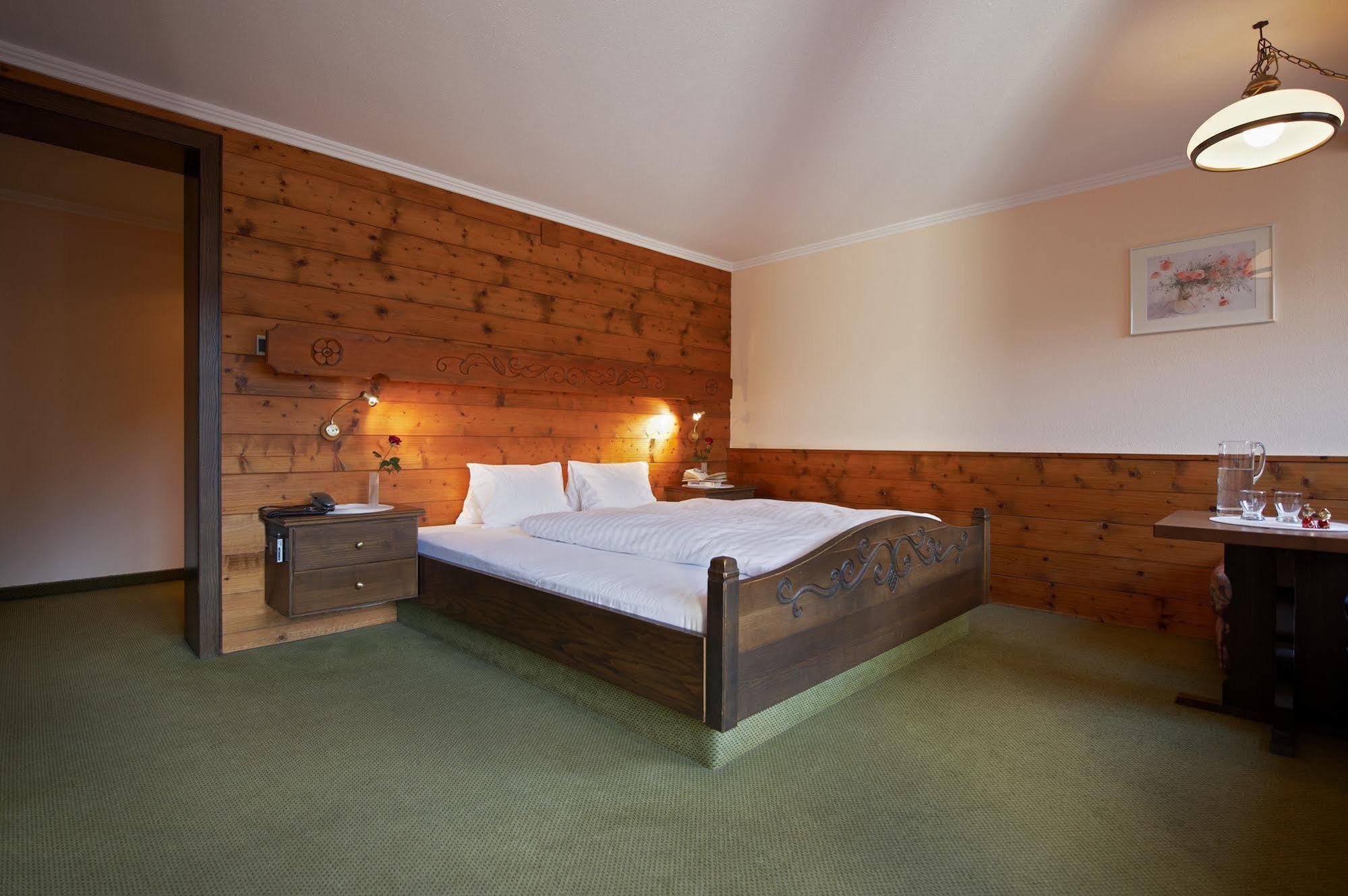 Hotel Kanisfluh Mellau Bagian luar foto